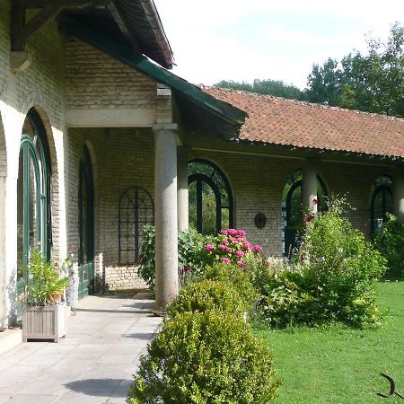 مبيت وإفطار Manoir De Bois En Ardres المظهر الخارجي الصورة