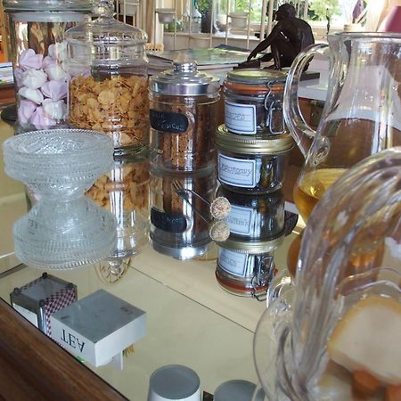 مبيت وإفطار Manoir De Bois En Ardres المظهر الخارجي الصورة