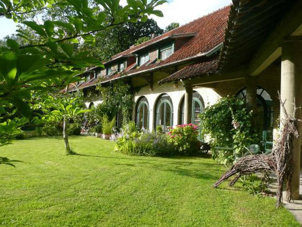 مبيت وإفطار Manoir De Bois En Ardres المظهر الخارجي الصورة