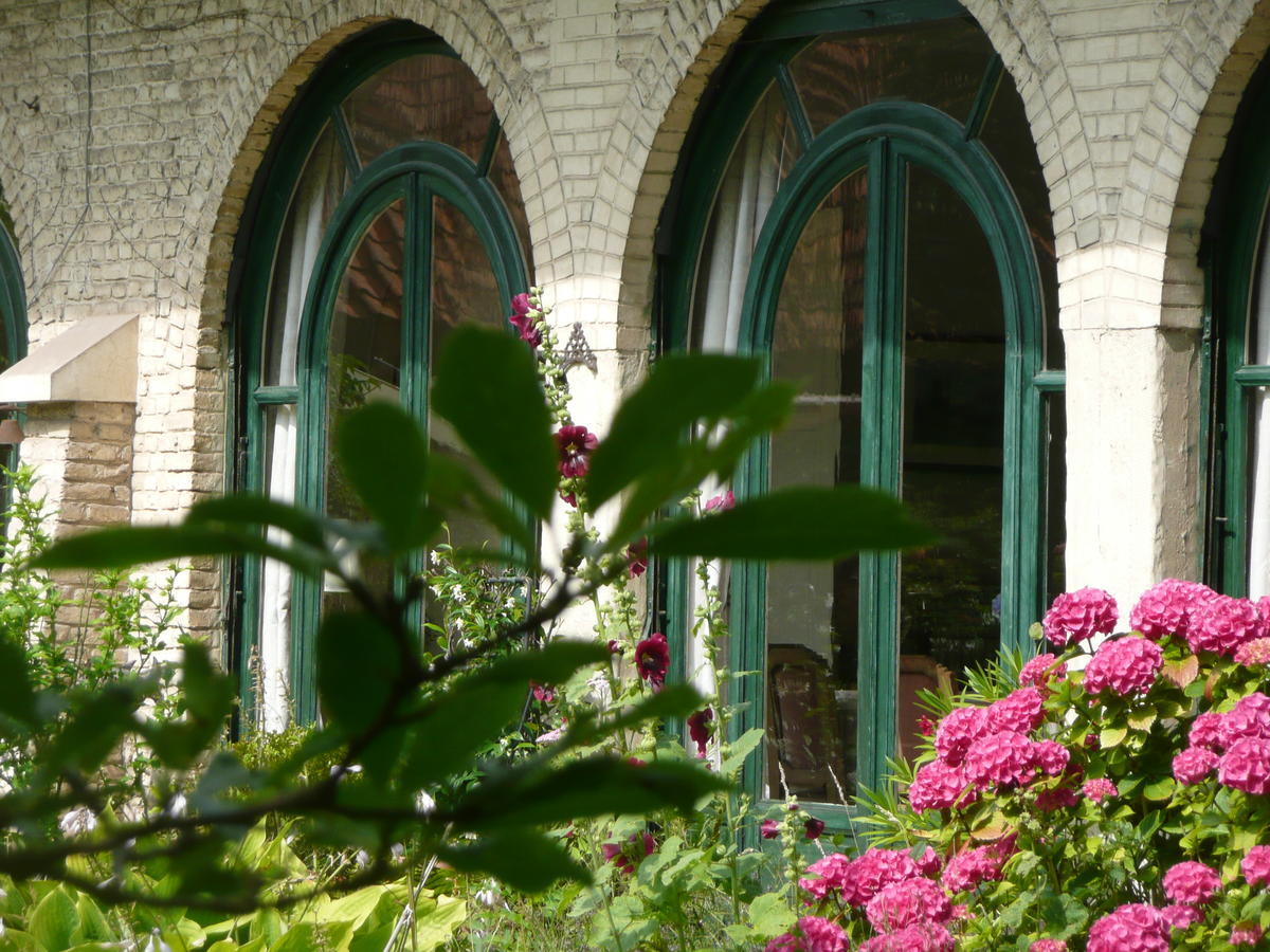 مبيت وإفطار Manoir De Bois En Ardres المظهر الخارجي الصورة